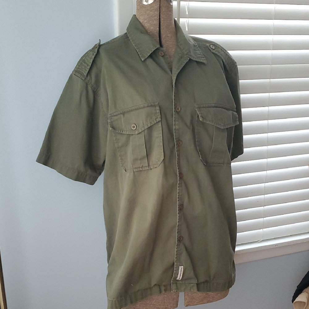 3/$25 Men's COLO WEAR Army Green Short Sleeve Jacket outdoor Shirt